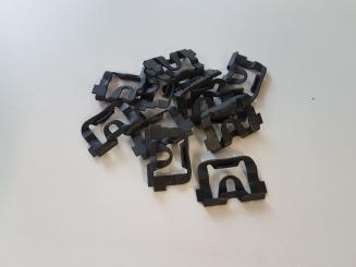 Klammer Scheibenzierleiste 