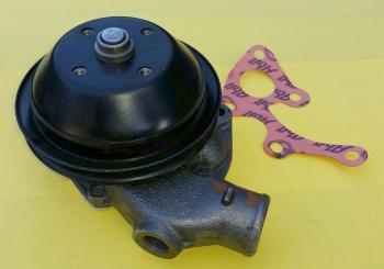 Wasserpumpe mit Dichtung und Riemenscheibe 