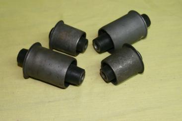 Set Dämpfungsbuchse Längslenker Rekord C 