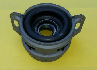 Gehäuse Kardan-Mittellager kpl. K.A.D.-B, Commo A 