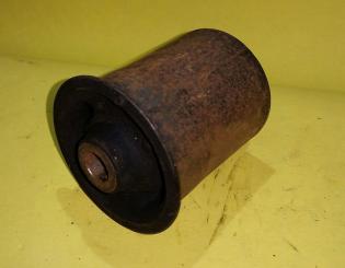 Buchse für Längslenker Hinterachse vorne original 