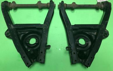 Paar Querlenker unten rechts und links K.A.D.- B ohne Gelenk orig 